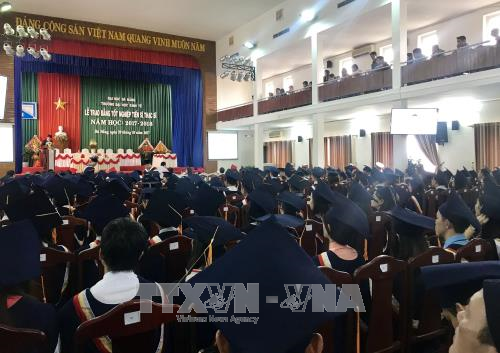 So đo bằng tại chức với chính quy ảnh 1